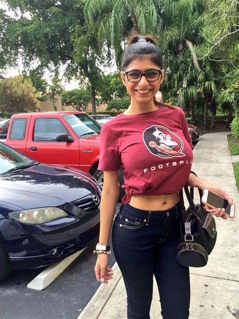 Mia Khalifa Boobs Porn Videos 